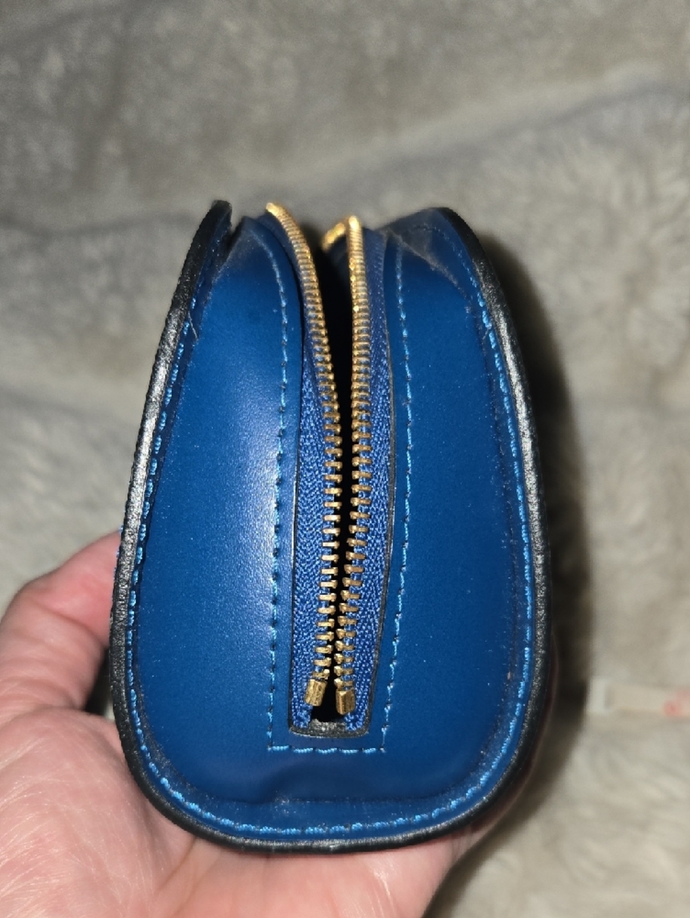 Louis Vuitton Blue Epi Leather Zip Around Cosmetic Case - Picture 6 of 12